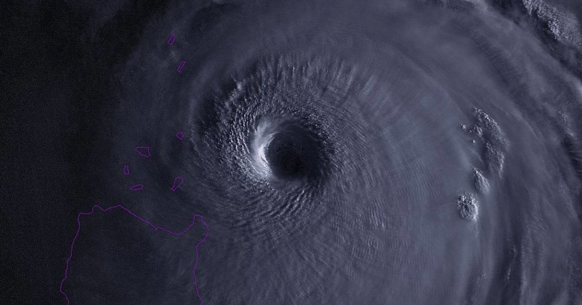 Supertajfun juri prema Filipinima. Obustavljen rad, u školama nema nastave...