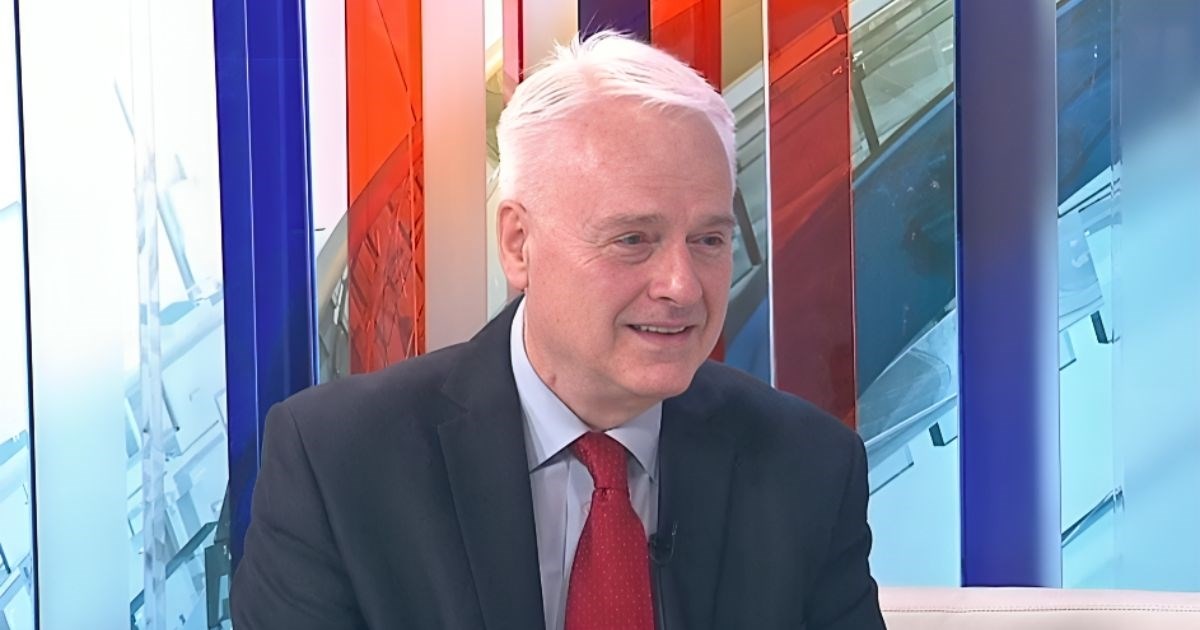 Josipović: Milijarde se ulažu u oružje, a ja bih više volio da se ulaže u obrazovanje