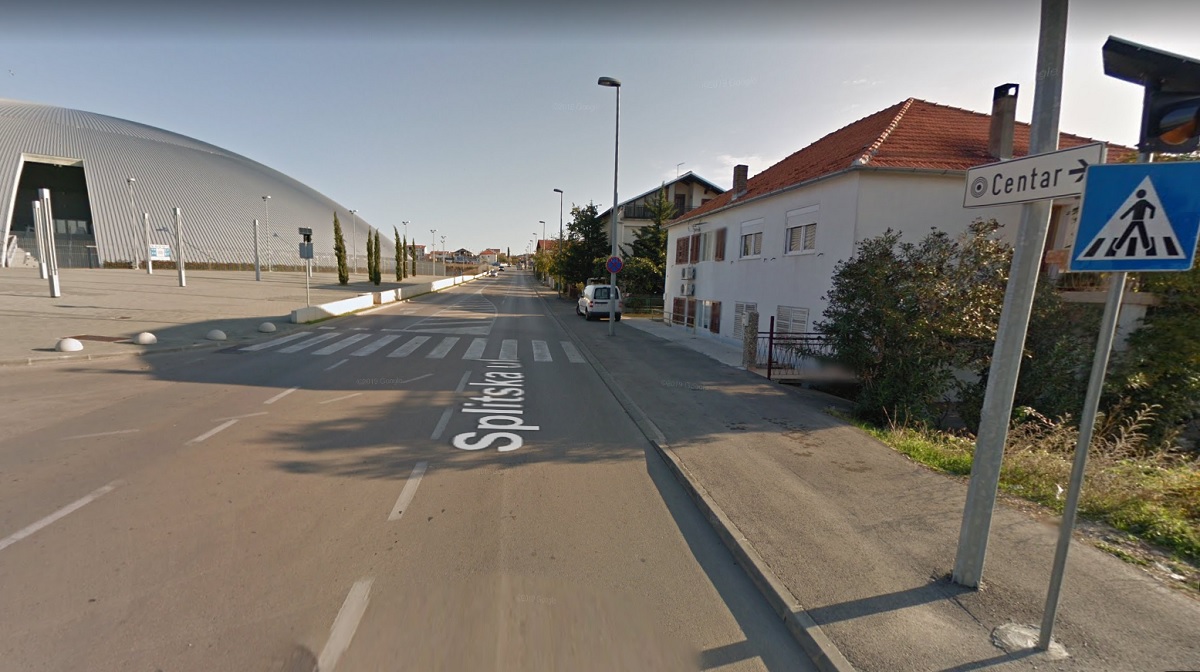 Vozač u Zadru naletio na dvije tinejdžerice, pustili ga jer su zabrljali prijavu