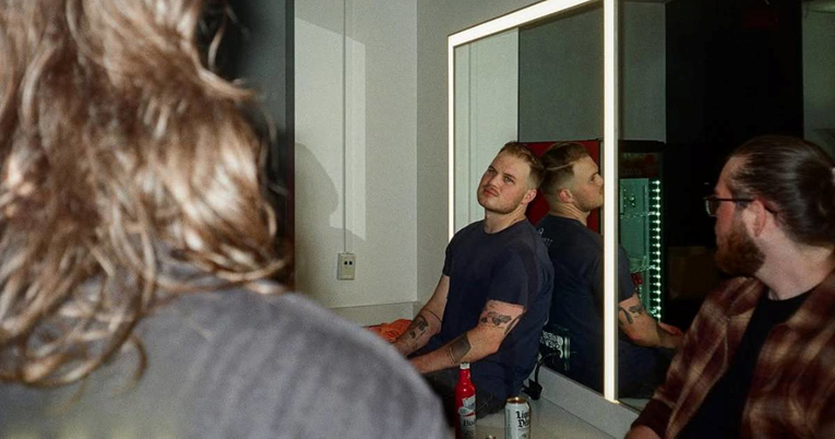 Country pjevač novom pjesmom kritizira Trumpa i ICE. Nisu mu svi fanovi sretni