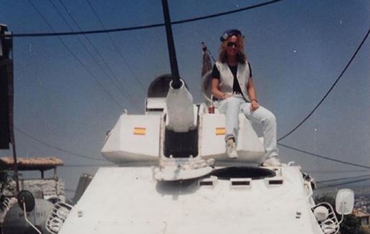 Voditeljica objavila ratnu sliku iz BiH: Da, to sam ja kao studentica