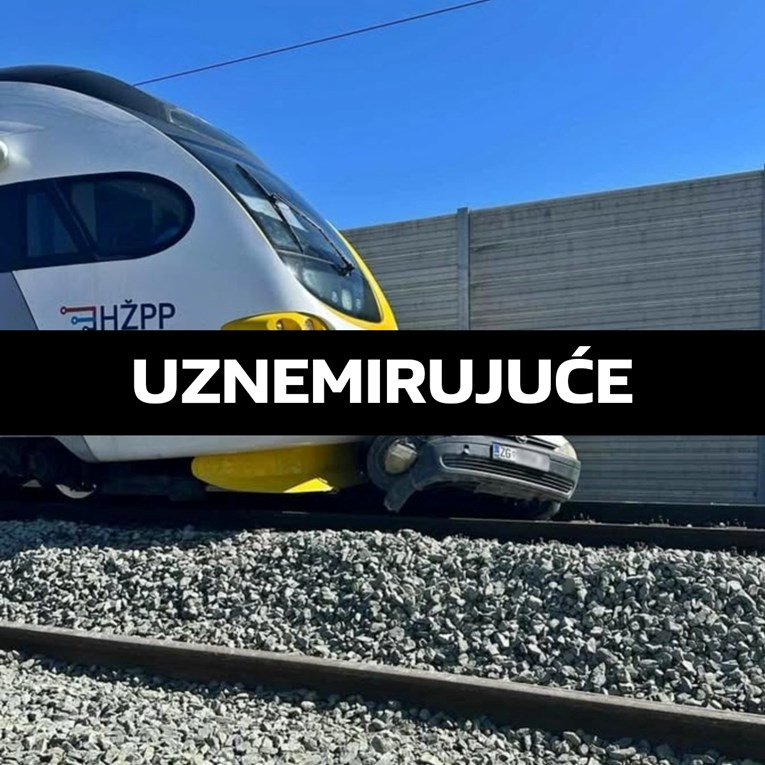 Udar vlaka u auto u Dugom Selu. Čovjek mrtav, drugi helikopterom prebačen u bolnicu