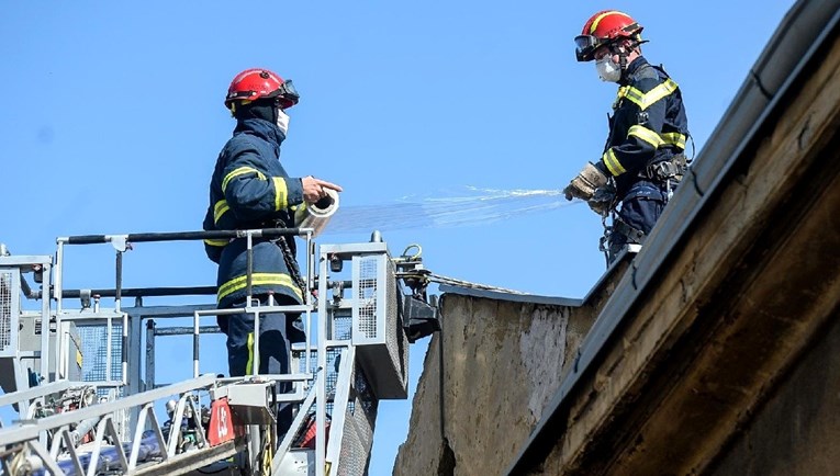 Hrvatska vatrogasna zajednica osudila napade na vatrogasce