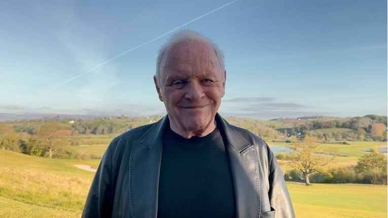 Nakon osvojenog Oscara Anthony Hopkins videom odao počast Chadwicku Bosemanu