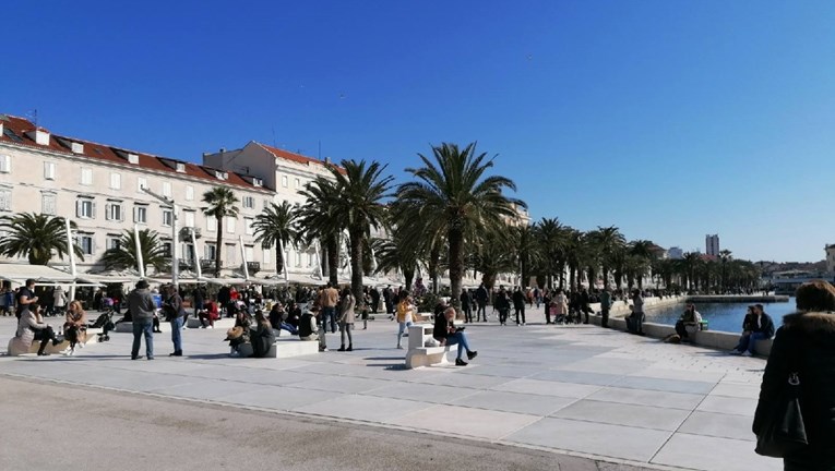 Uživanje na suncu: Pogledajte kako je danas izgledao centar Splita