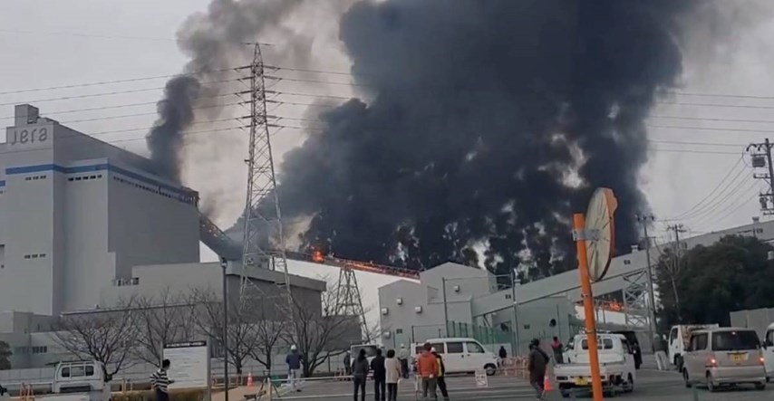 VIDEO Eksplozija u japanskoj termoelektrani, diže se crni dim