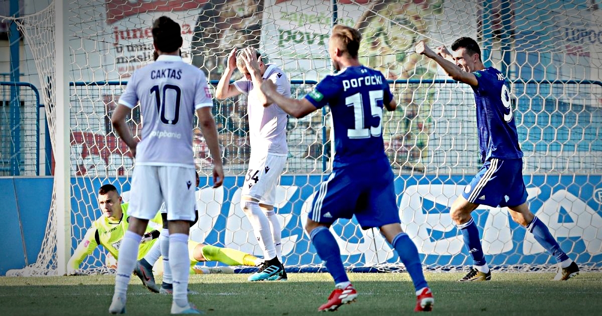 SLAVEN - HAJDUK 2:1 Luda utakmica s dva crvena i penalom