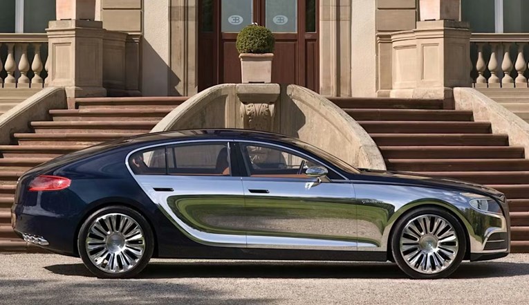 Bugatti nas nije počastio s ovim. Veyron za četvero i čak osam ispušnih cijevi