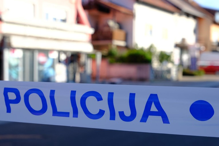 Maloljetnik u Sesvetama pretukao stranca