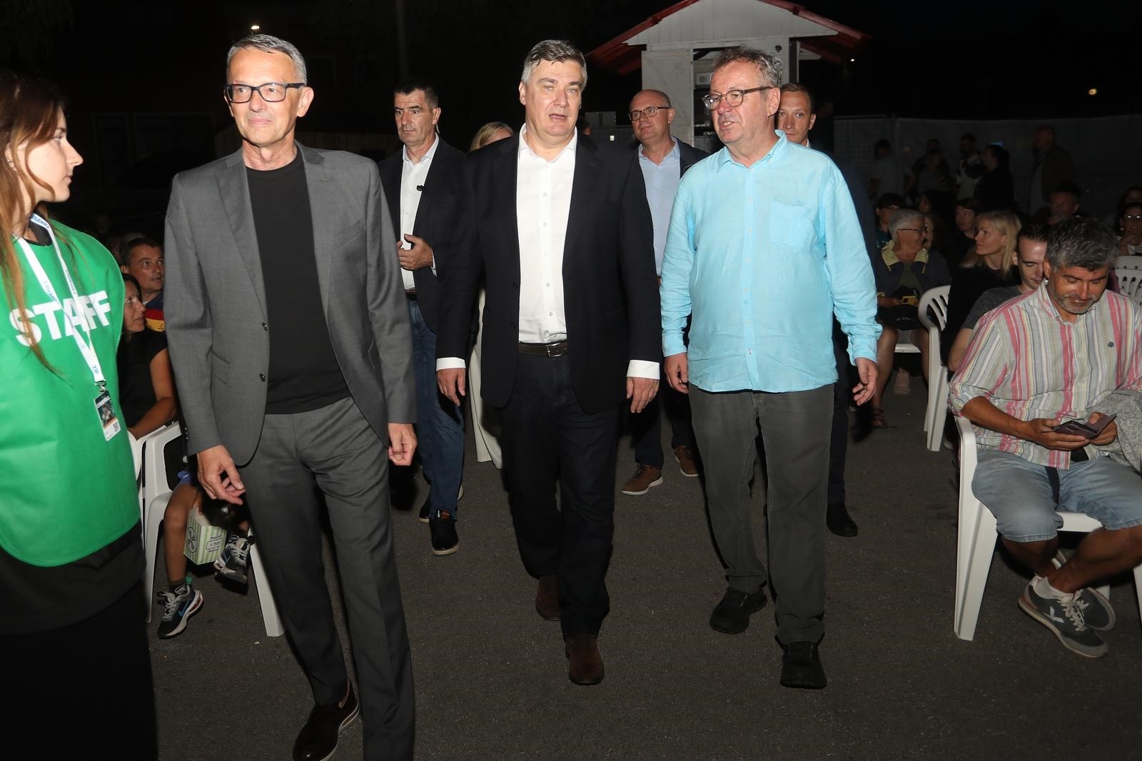 Zoran Milanović bio na premijeri filma Alpski ratnici u Fužinama