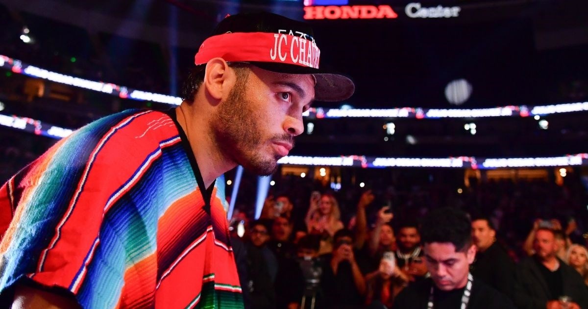 Bivši svjetski prvak deportiran i uhićen nekoliko mjeseci nakon meča s Jakeom Paulom