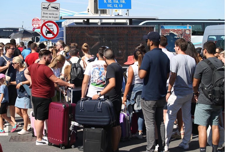 Iz Splita više turista odlazi nego što ih dolazi