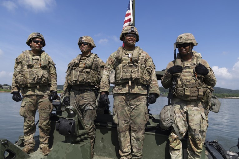 Романија е само почеток. Новата одлука на Трамп го загрижува НАТО