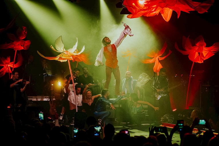 Luka Nižetić objavio prvi live singl sa svog spektakularnog koncerta u Tvornici
