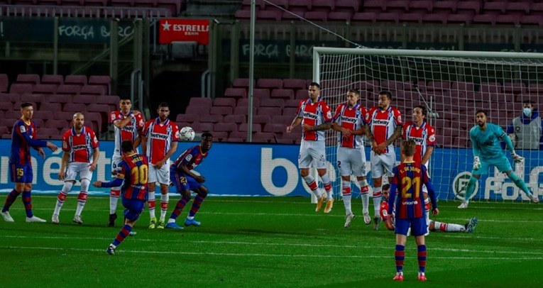 Petarda Barcelone protiv Alavesa, Messi zabio dva gola