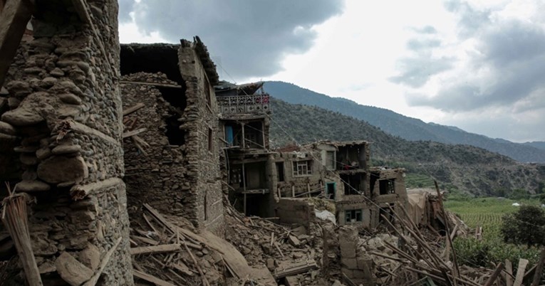 Novi snažan potres pogodio Afganistan