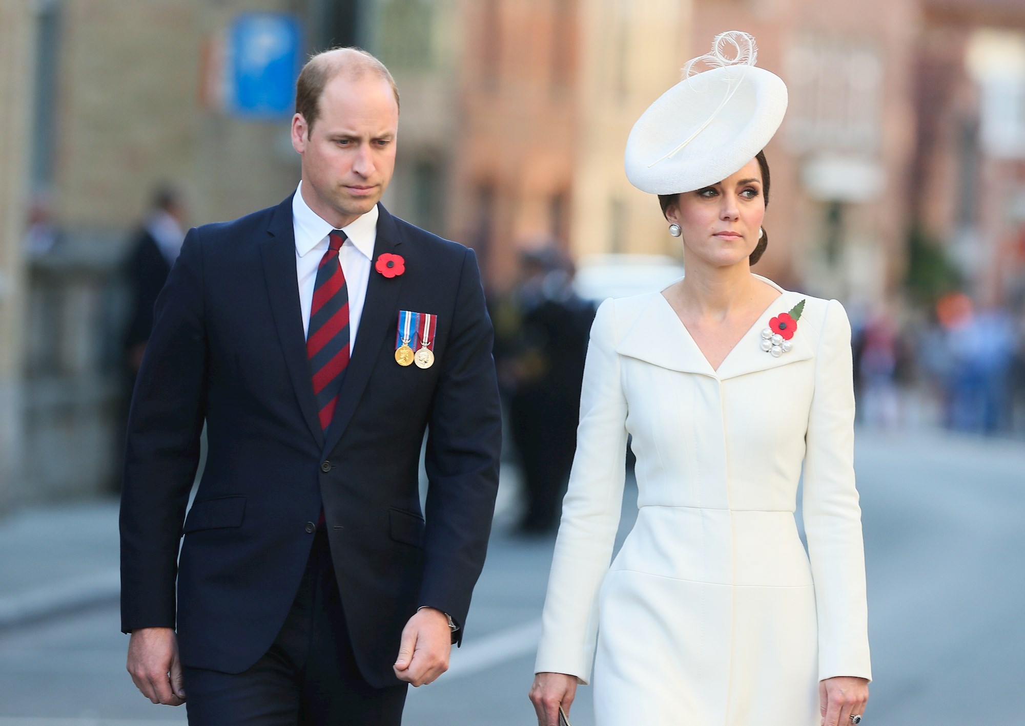 Kraljevska stručnjakinja: William i Kate su frustrirani, uzrujani, ljuti. Teško im je