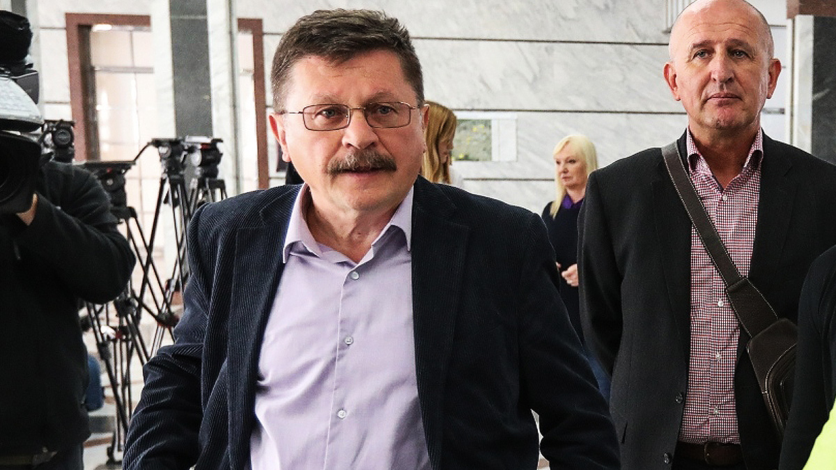 Ribić izgubio živce pa priznao da je plaćen kao državni tajnik (15-18 tisuća kn)