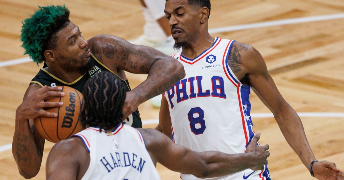 Boston na otvaranju NBA lige pobijedio Sixerse. Trojica igrača zabila 35 koševa
