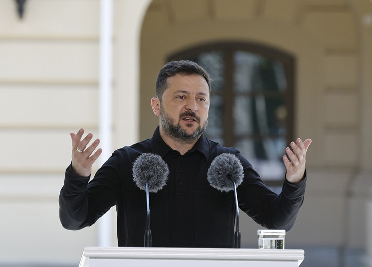 Zelenski tvrdi da Ukrajini nedostaje projektila. Stigao odgovor iz EU-a