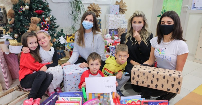 Djeca iz zagrebačkog vrtića izrađuju božićne darove za male pacijente KBC-a Zagreb