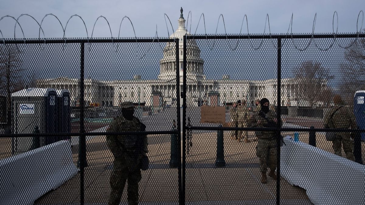 U Washingtonu opsadno stanje. Trgovine su zabarikadirane, na ulicama 20.000 vojnika