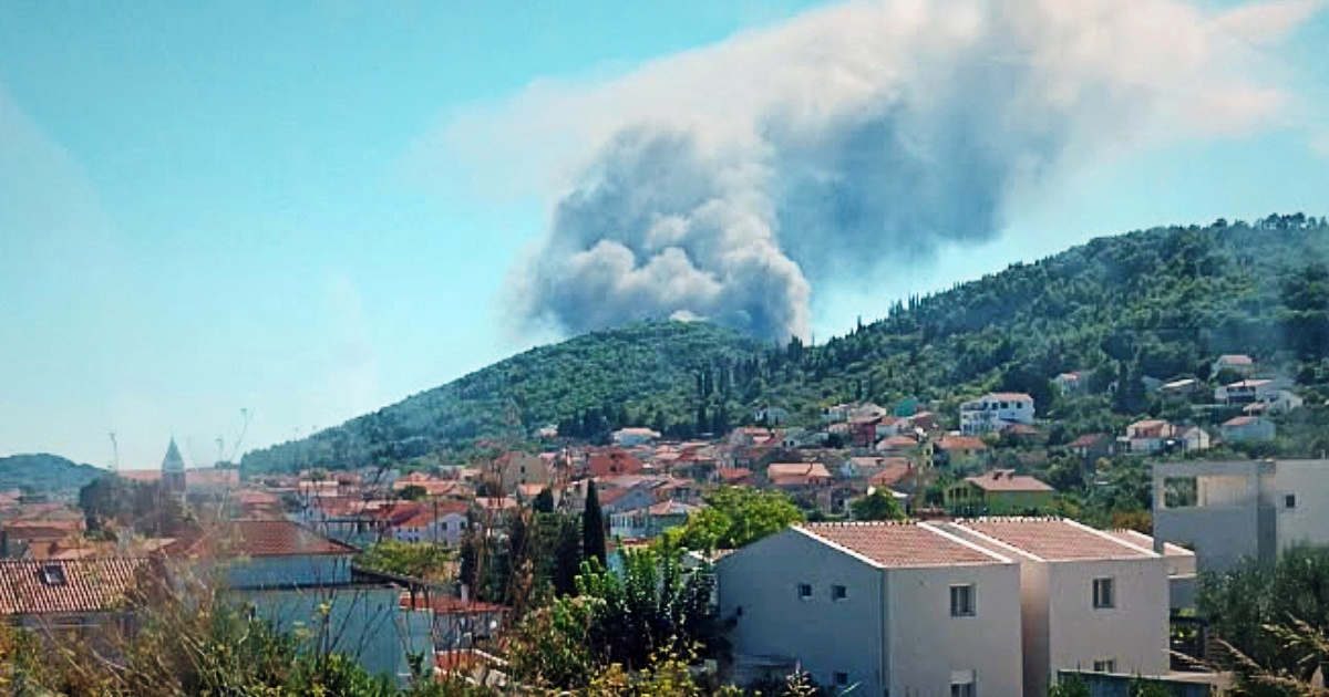 Ugašen otvoreni plamen u skladištu na Ugljanu. Vatrogasci će dežurati cijelu noć