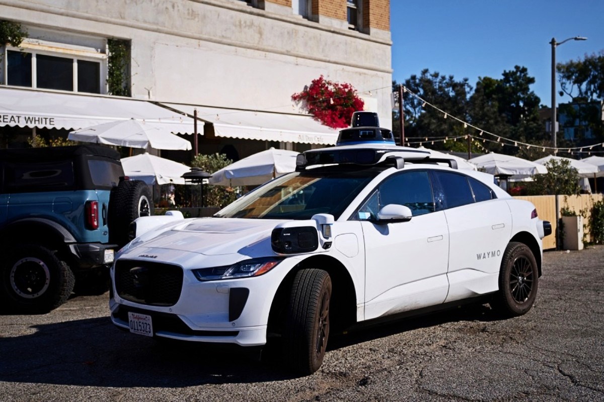 Robotaksiji u SAD-u: Waymo dobio dozvolu za San Francisco, Tesla kreće u Austinu