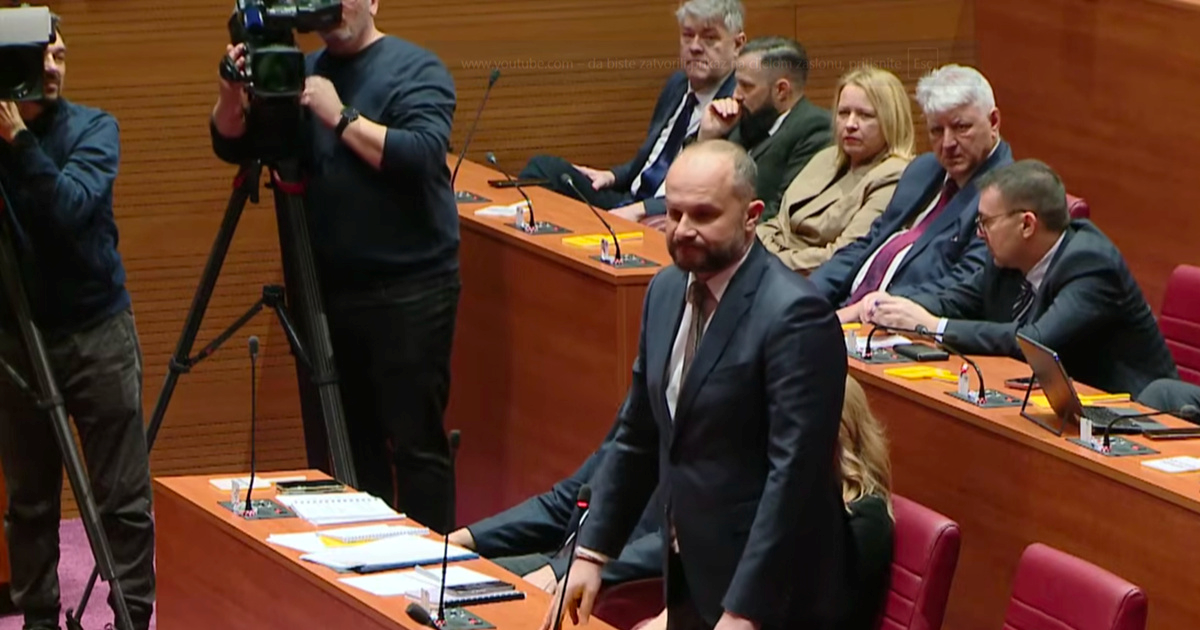 Šef SDP-a Plenkoviću: Poštovani magistre prava, drago mi je da ste na putu Sanadera