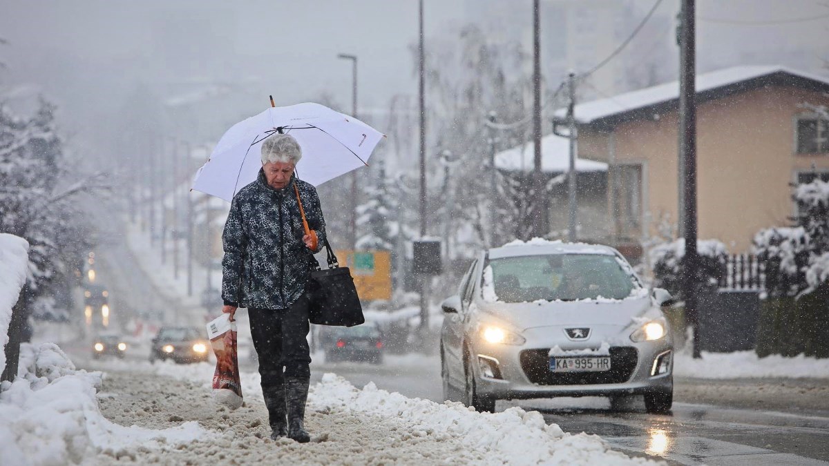 HAK: Vozači, oprez. Ne krećite na put bez zimske opreme