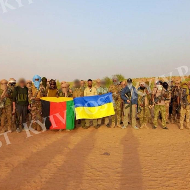 Pobunjenici u Maliju pobili vagnerovce pa pozirali s ukrajinskom zastavom