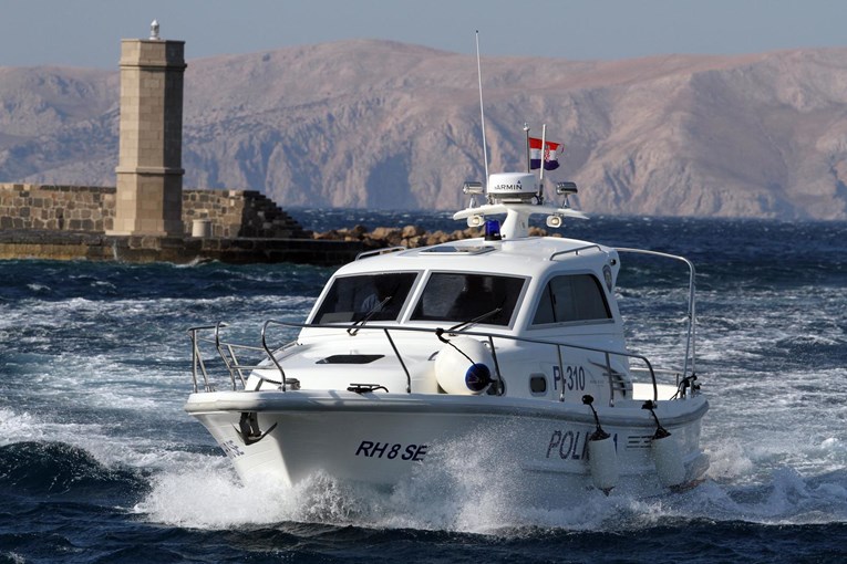 Rumunji krali nautičku opremu po hrvatskoj obali. Uhićeni su