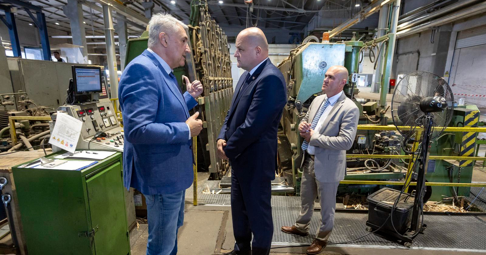 FOTO Šušnjar posjetio tvrtku u Slavoniji, s njim bio i Dabro