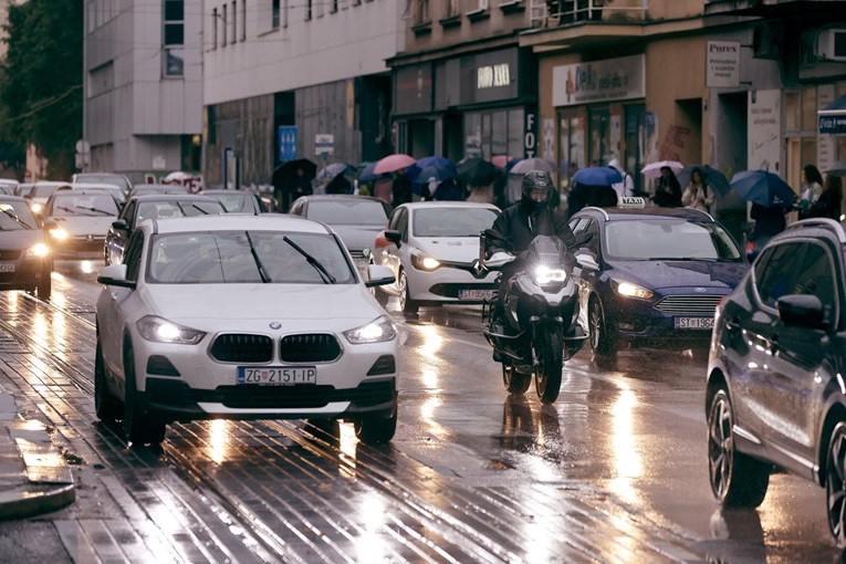 Blago pala nezaposlenost u Hrvatskoj