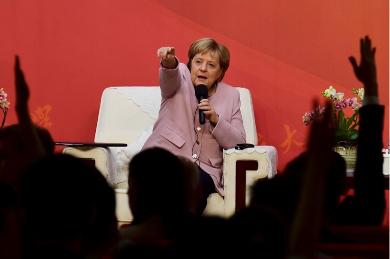 Merkel u Kini o klimatskim promjenama: "Zaštita klime odgovornost je svih"