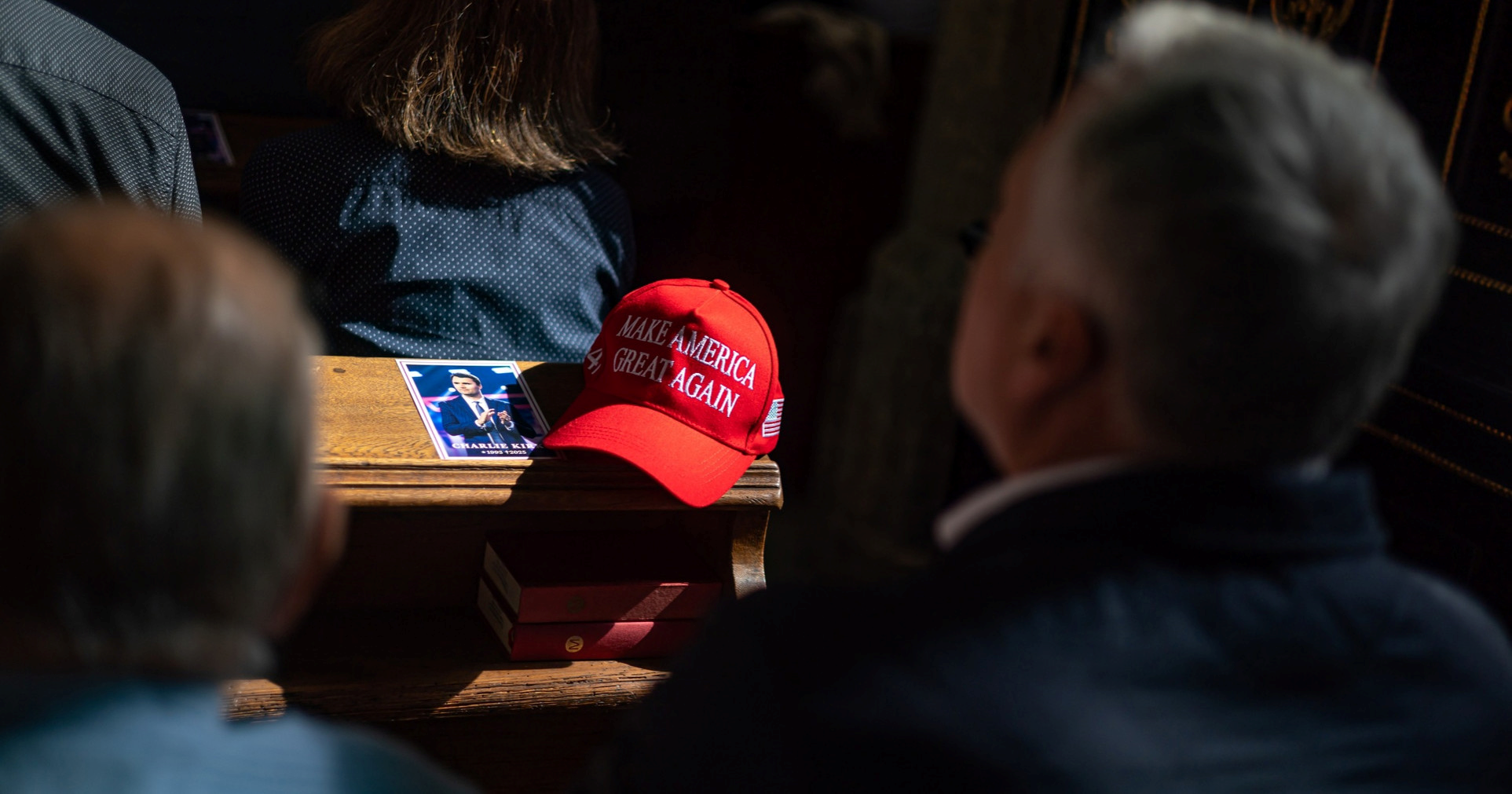 Tko stoji iza MAGA pokreta?