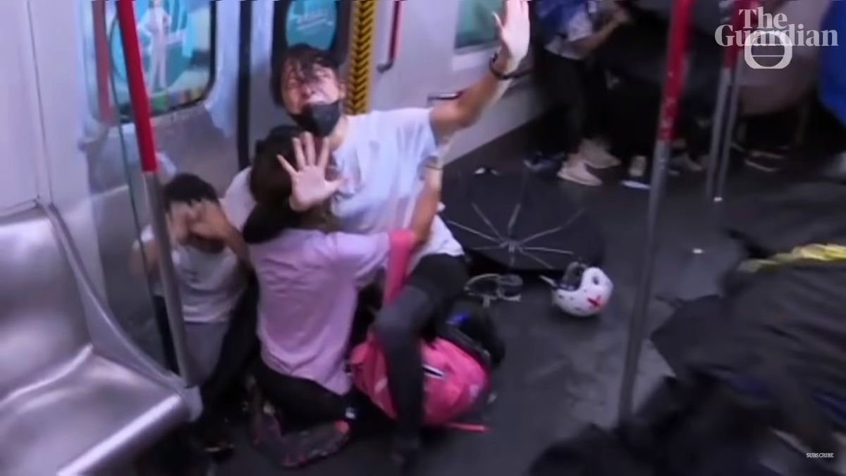 Kina prijeti prosvjednicima u Hong Kongu: "Kraj dolazi"