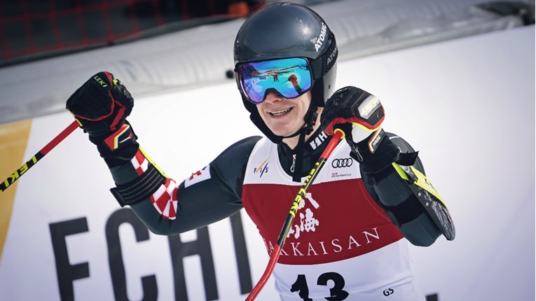 Zubčić pobijedio u FIS utrci slaloma