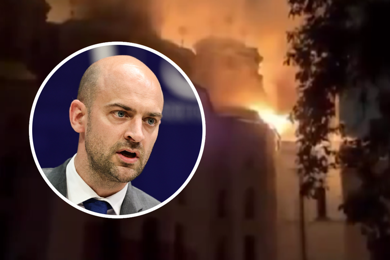 Francuska kritizirala Rusiju: "Kao da ste bombardirali Notre Dame"