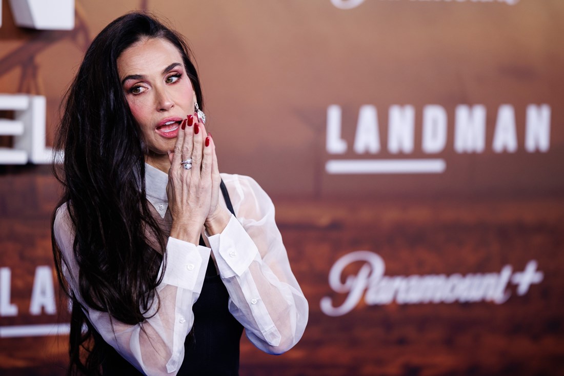 Demi Moore ima 63 godine i kosu do struka - otkriven šampon koji koristi