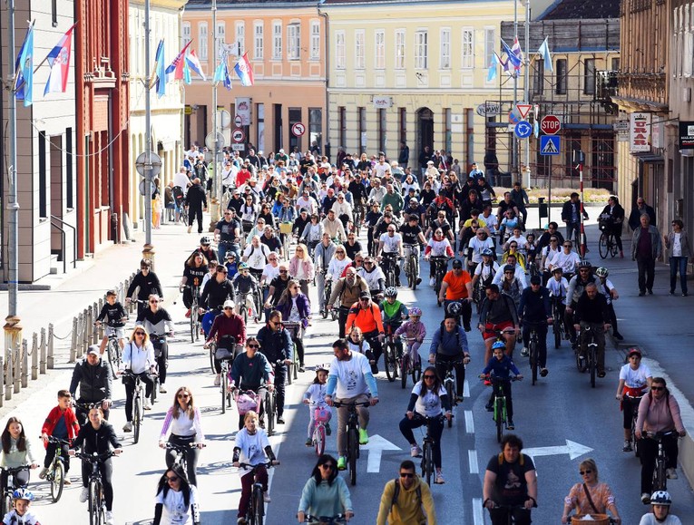 Karlovac proslavio Praznik rada uz tradicionalnu 30. biciklijadu