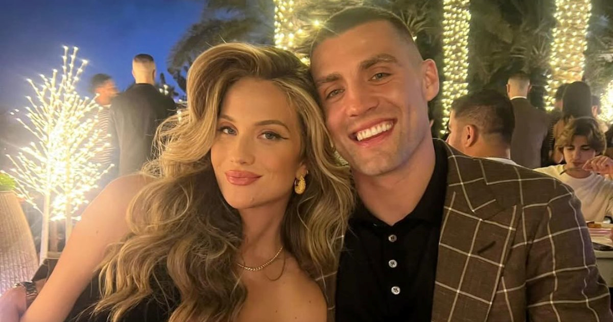 Izabel Kovačić proslavila 33. rođendan, objavila je fotke iz djetinjstva