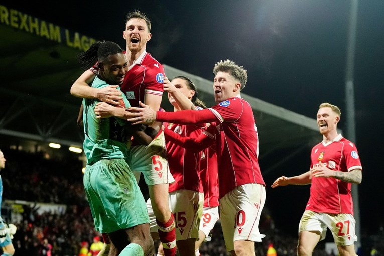 Senzacija u FA kupu. Momčad holivudskih zvijezda izbacila Forest nakon penala