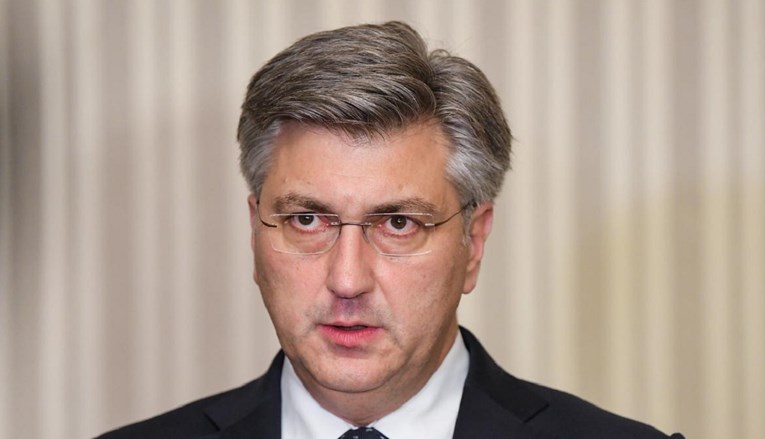 Plenković za CNN: Od Ukrajine se ne može očekivati da ustupi i djelić teritorija