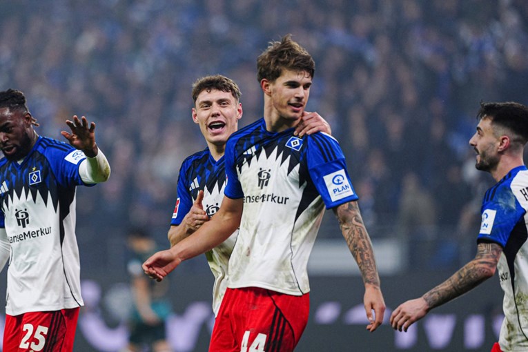 VIDEO Vuškovićev gol proglašen najboljim u Bundesligi u 2025. godini