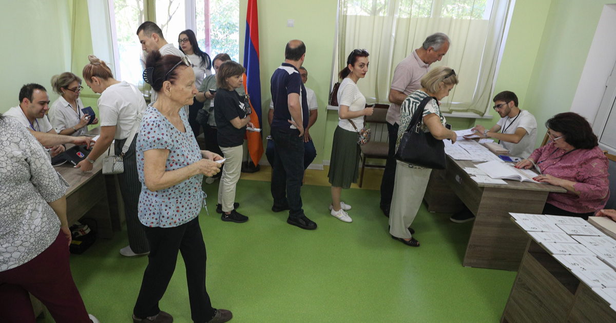 Potvrđeni rezultati izbora u Armeniji. Proruska oporba: Poništite ih