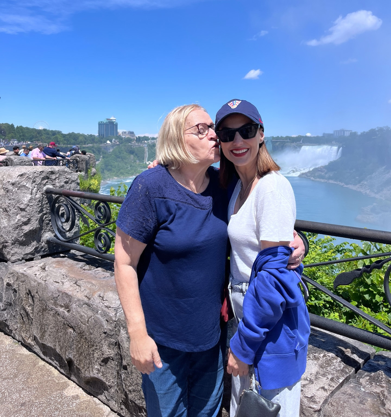 Tatjana Jurić nakon navijanja u Torontu posjetila obitelj i slapove Niagare