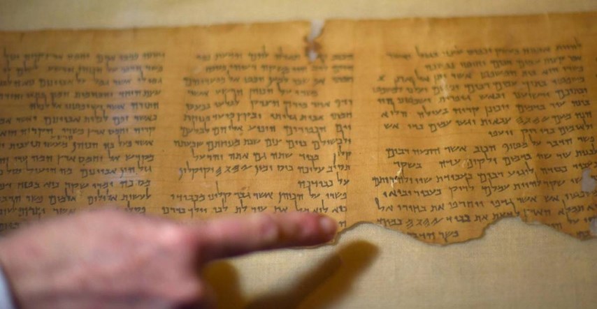 Povijesno otkriće u Izraelu, našli 2000 godina stare dijelove biblijskog pergamenta