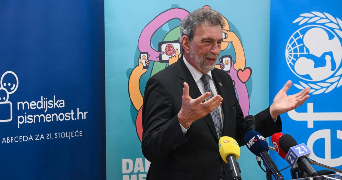 Fuchs o lažnim dojavama o bombama: Netko želi izazvati paniku i zbrku