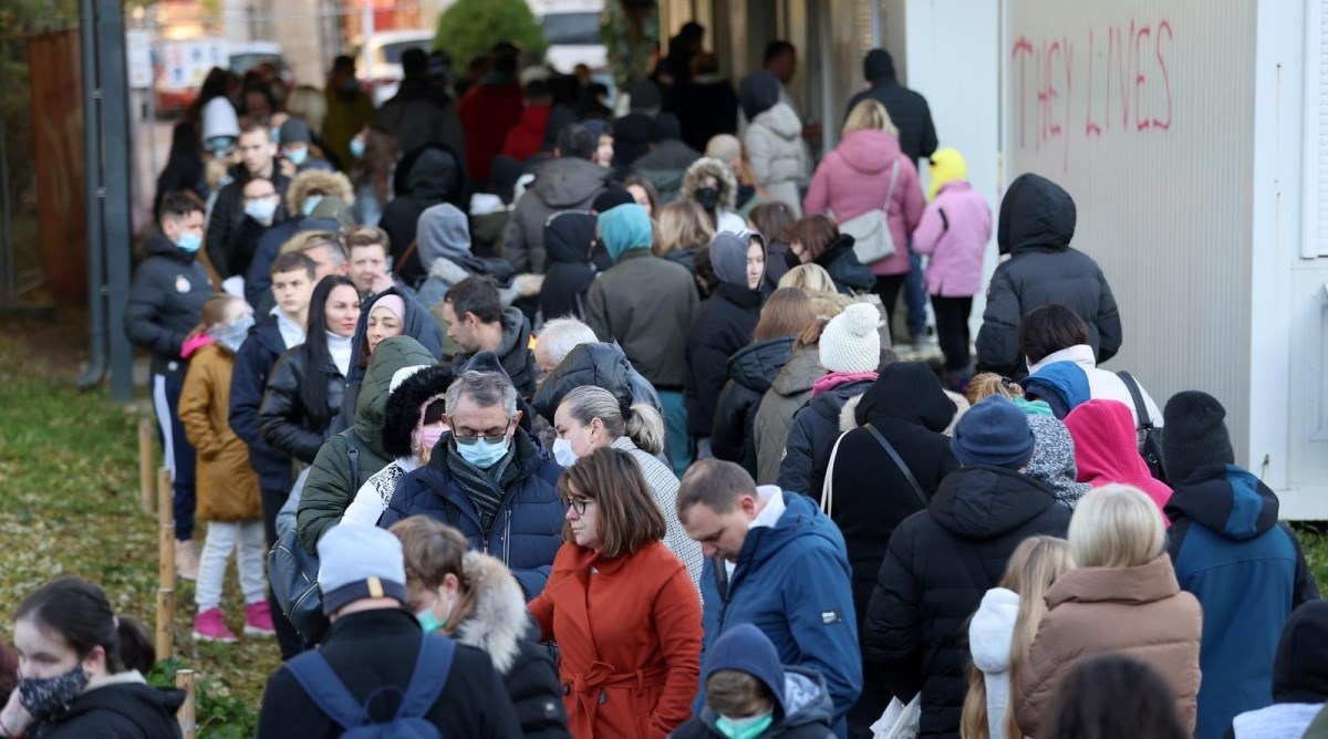 Hripavac se širi. Epidemiolozi: Ovako nije bilo od 1980. Bolest ima tri stadija